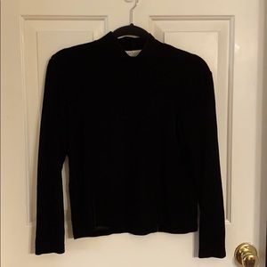 Ann Taylor Women’s black velvet turtleneck